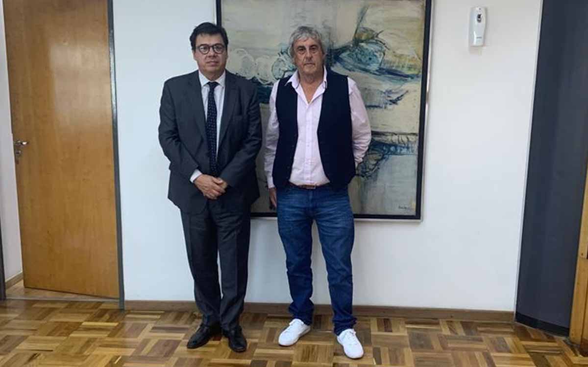 Romero se reunió con Moroni por paritarias