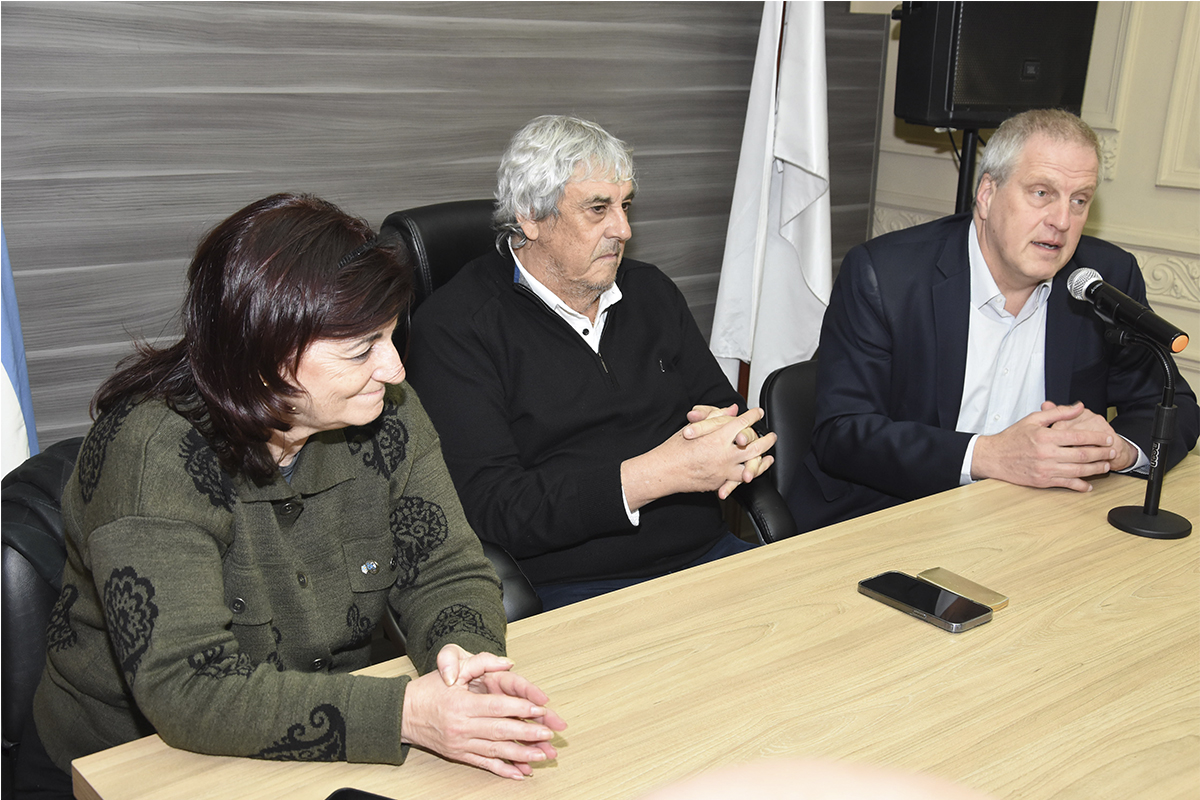 LA UDA REALIZÓ UN ACTO POR SUS 70 AÑOS DE VIDA
